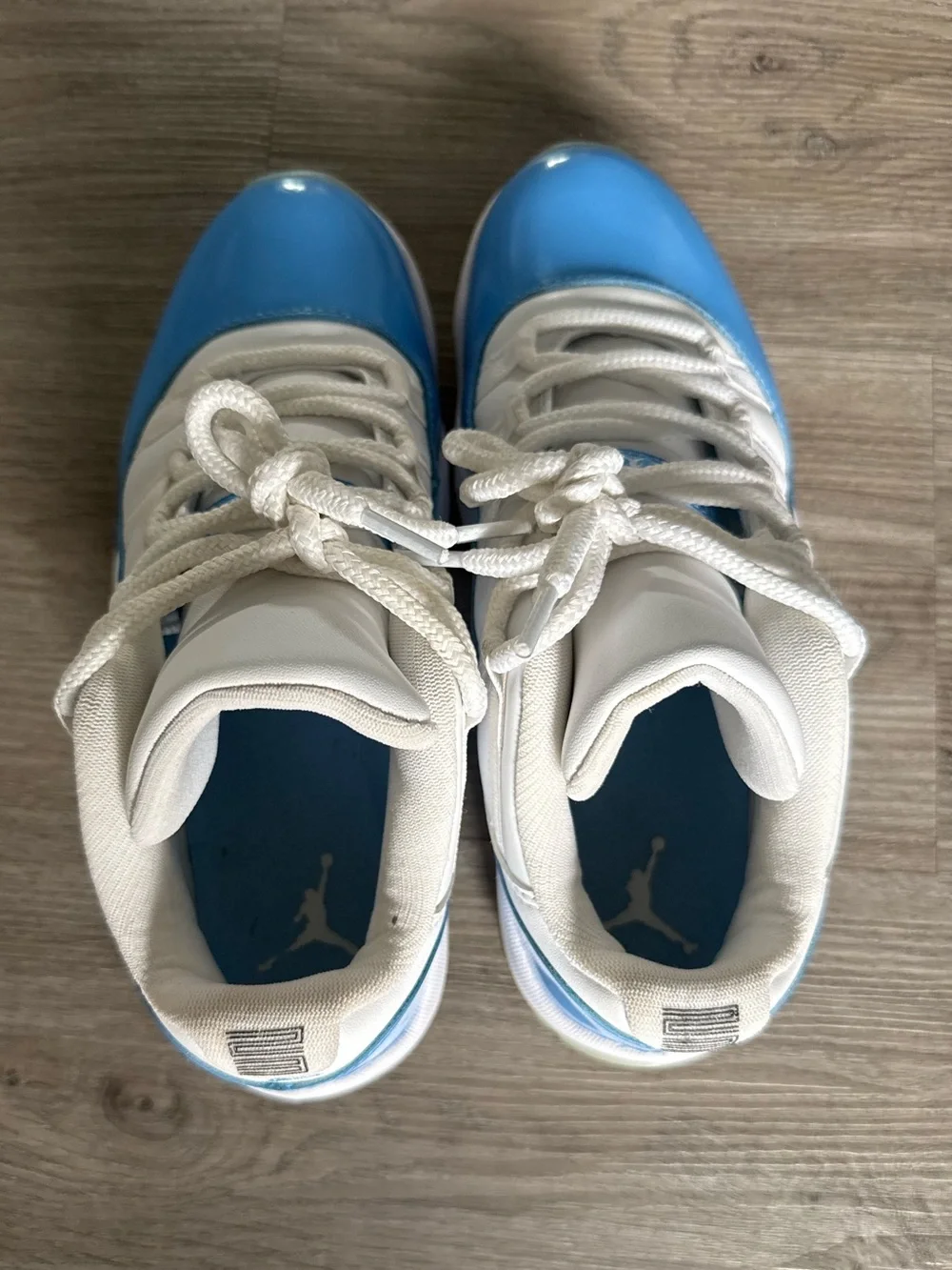 Jordan 11 Retro Low University Blue 2017 men’s size 9 shoes sneakers basketball